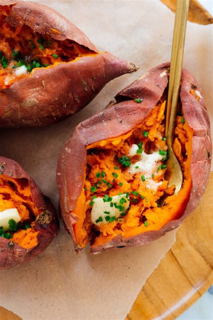 Can one eat raw sweet potato